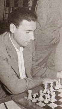 El ajedrecista del Club Ajedrez Tarragona Josep M. Recasens