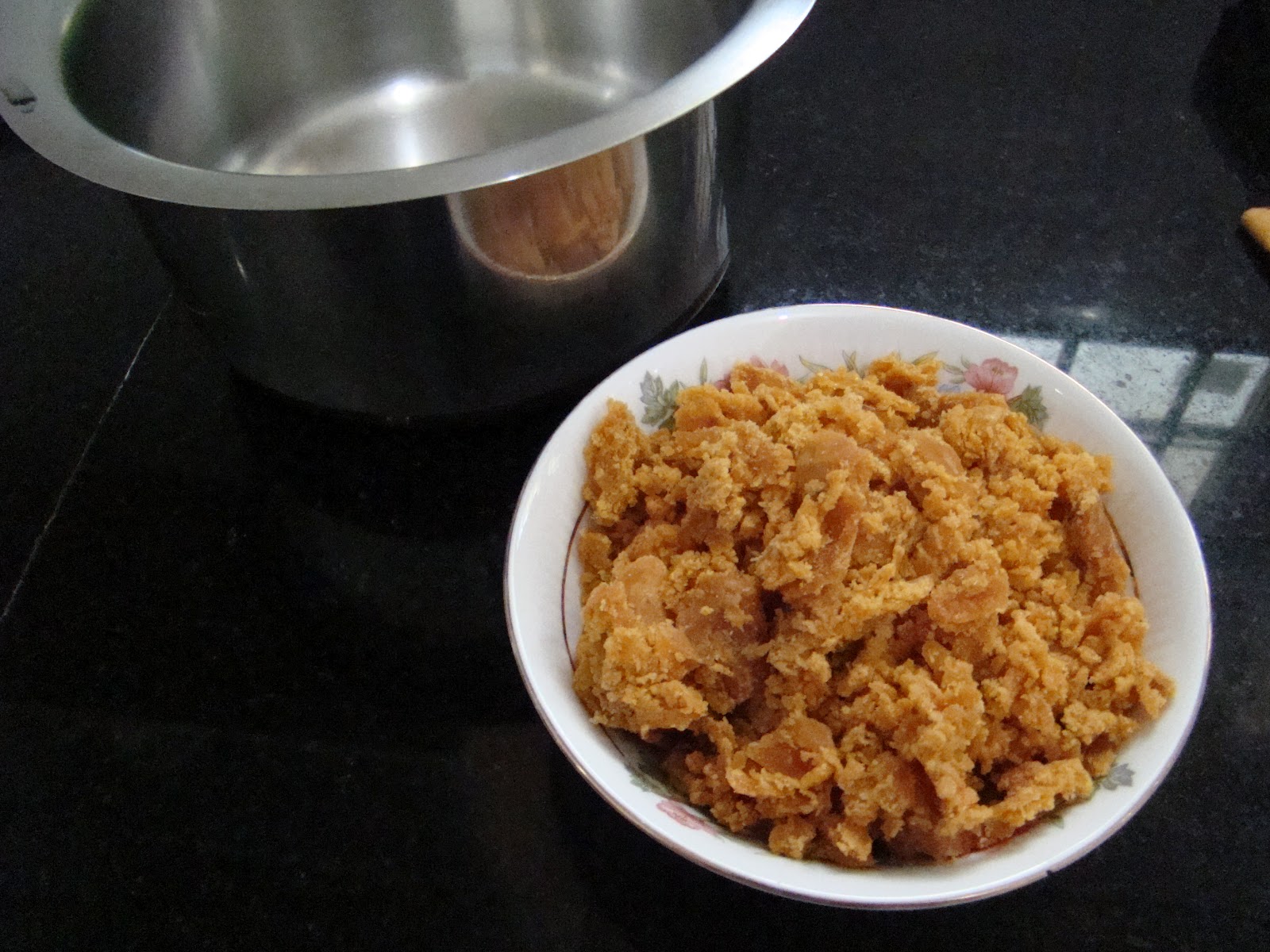 plantain leaf(Andhra Recipes) How To Melt Jaggery And How To Make