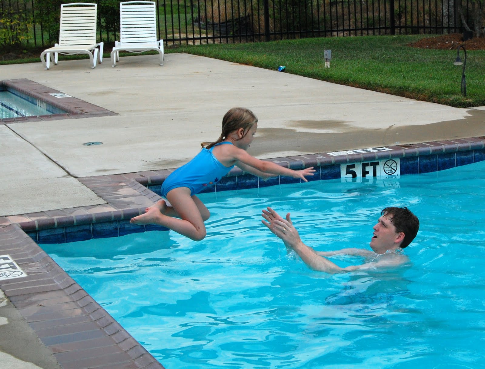 The Dixon Family Pool Time!