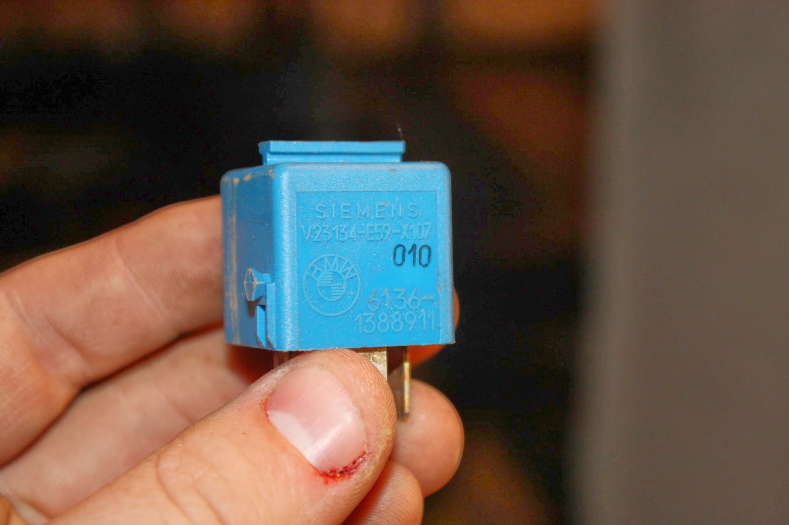 KrEvCon BMW Parts E30 Siemens Relay (V23134E59x107)