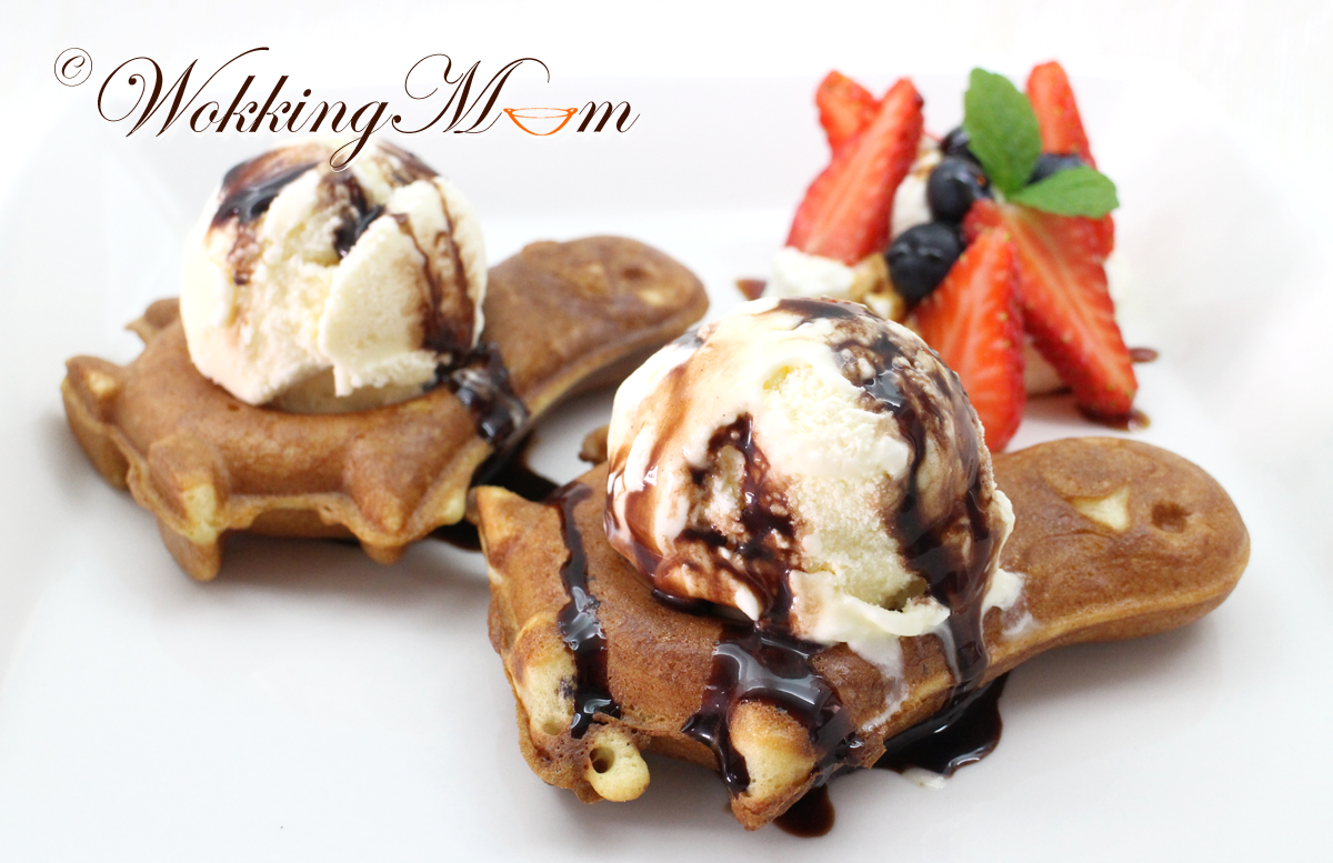 Let's get Wokking! { Breakfast Waffles with Ice Cream } Singapore