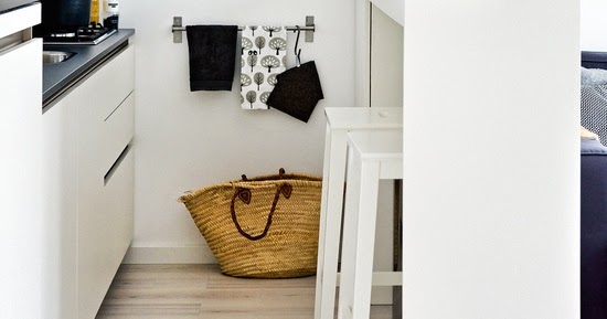 Living in DesignLand: INSPIRACIÓN: PEQUEÑAS MESAS DE COCINA