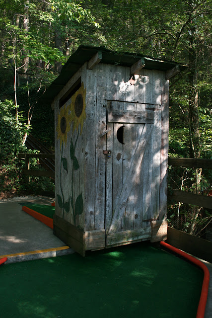 black light golf time gatlinburg black light golf time gatlinburg