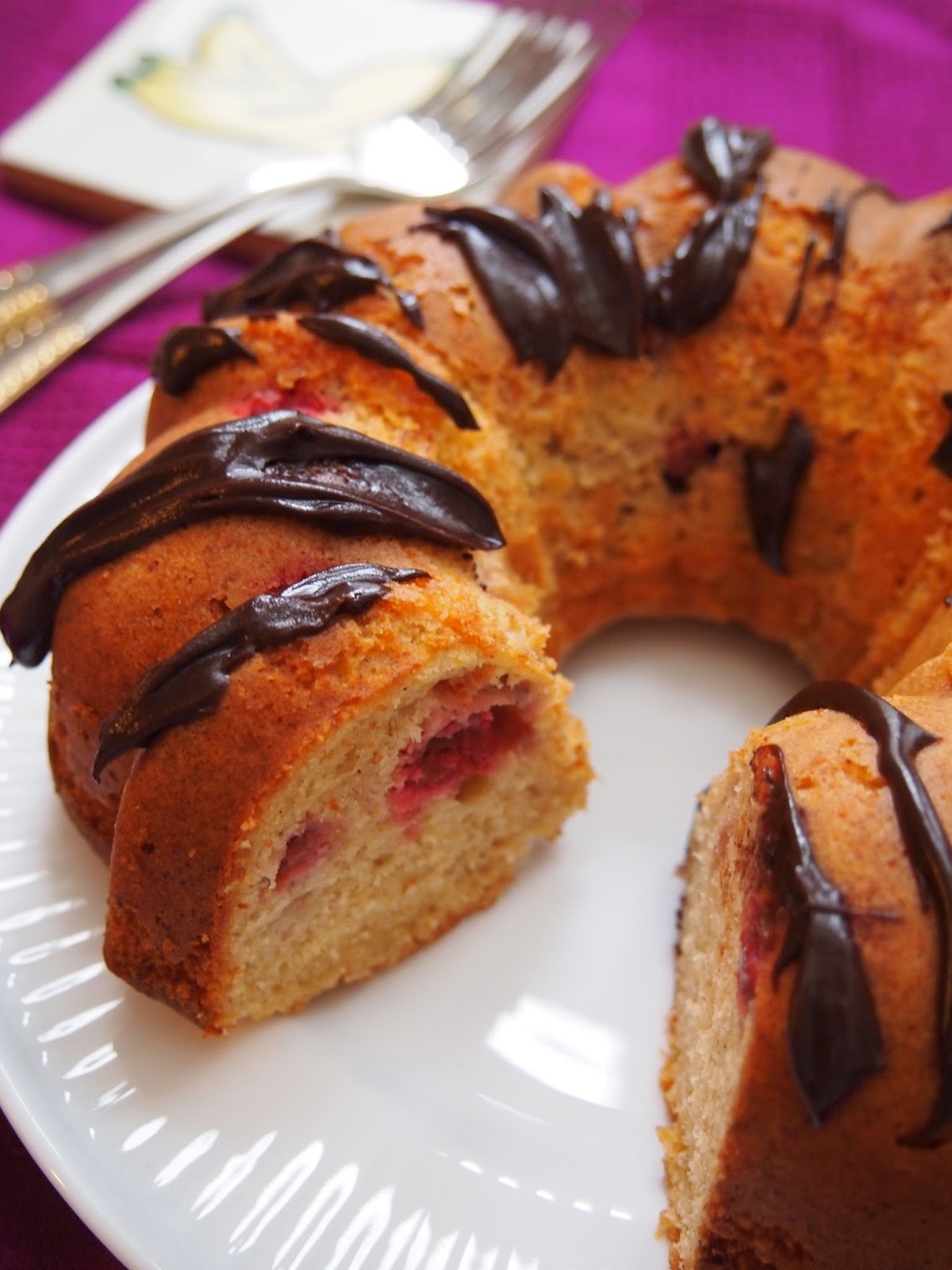 Green Banana バナナラズベリーケーキ