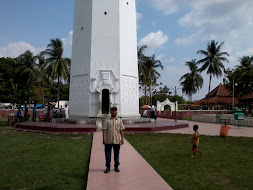 Di Masjid Kesultanan Banten