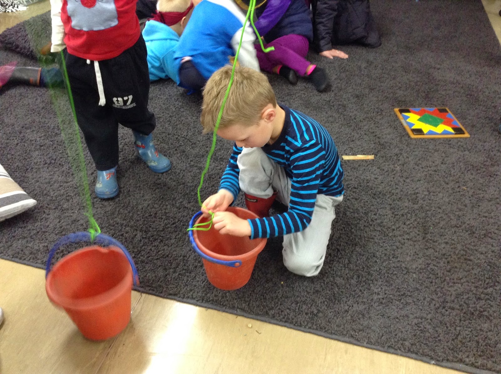Bream Bay Kindergarten Pulley system...fostering curiosity