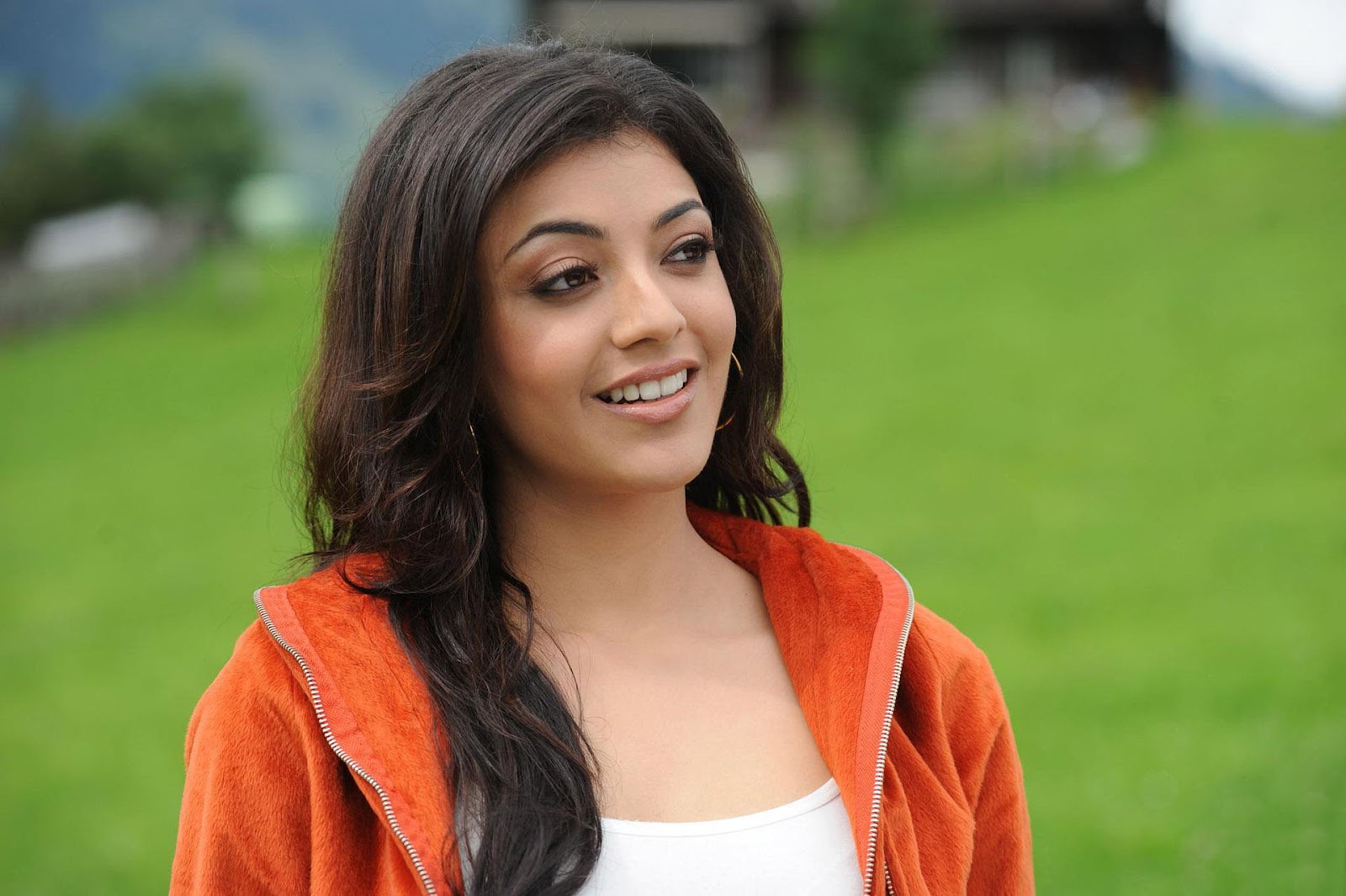 Kajal Agarwal high Quality Photos - HIGH RESOLUTION PICTURES