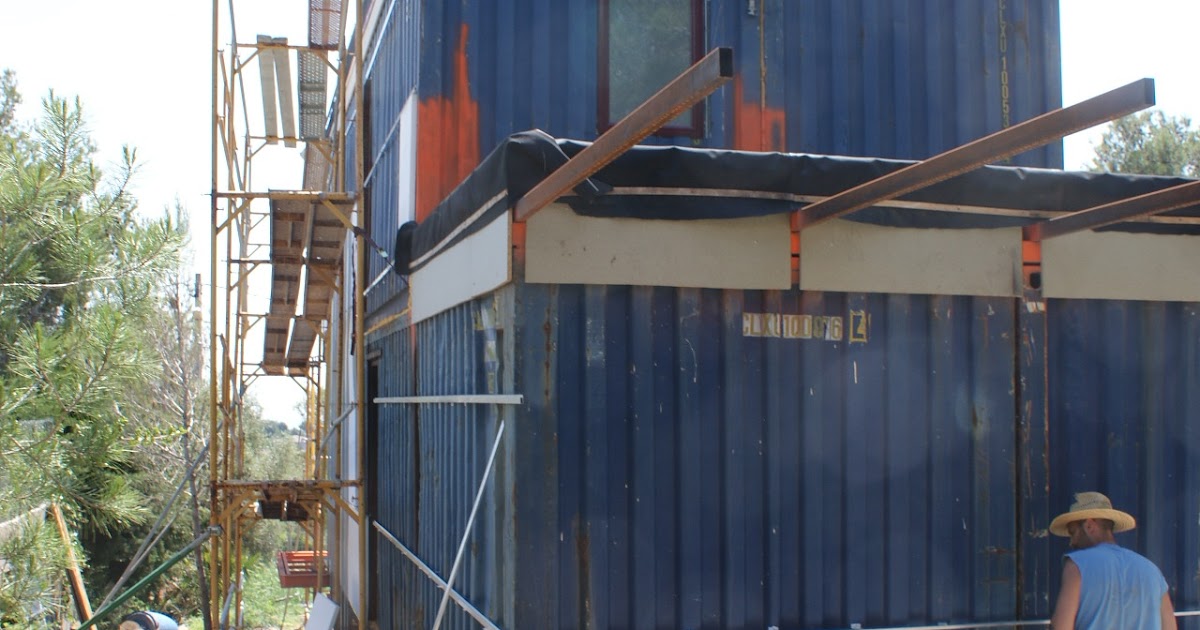 Contiene una casa: Sábado: andamios, aislante exterior de fachada y motos