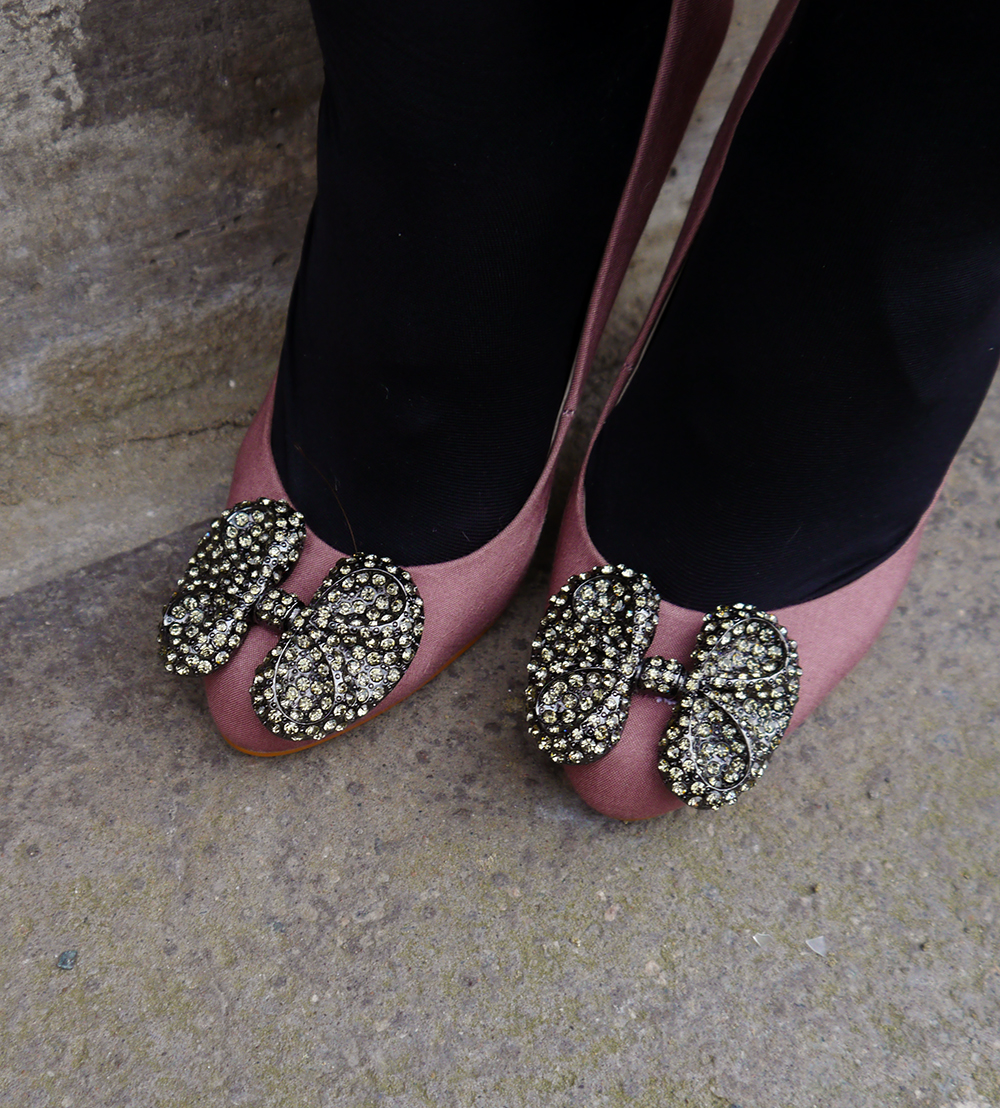 KG Kurt Geiger shoes shoes, Manolo Blahnik inspired, sequin boes, dusky pink pumps, Scottish fashion blogger,