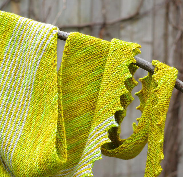 Red Pepper Quilts Hitchhiker Shawl A Finished Knit