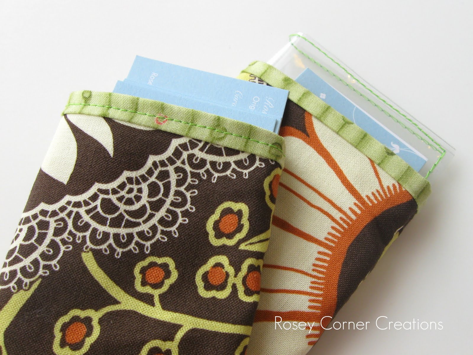 Rosey Corner Creations Clearly Cute Card Keeper Tutorial clear vinyl