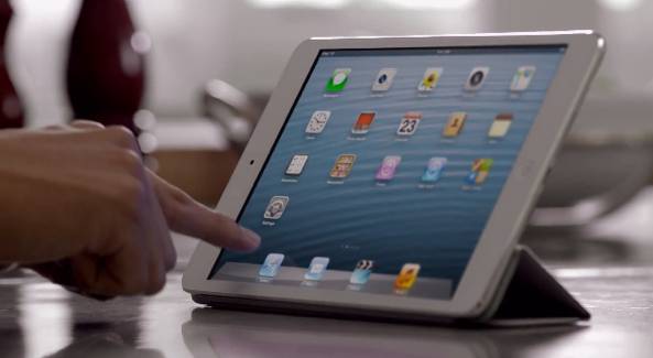 WSJ: Apple Ordering Retina Displays For New iPad Mini, Contemplating Colored Backs