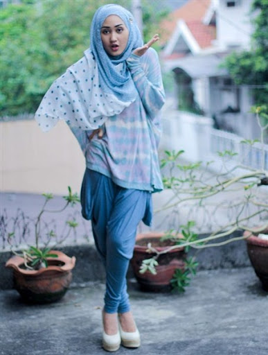model baju muslim casual wanita terbaru 2017/2018 model baju muslim casual wanita terbaru 2017/2018