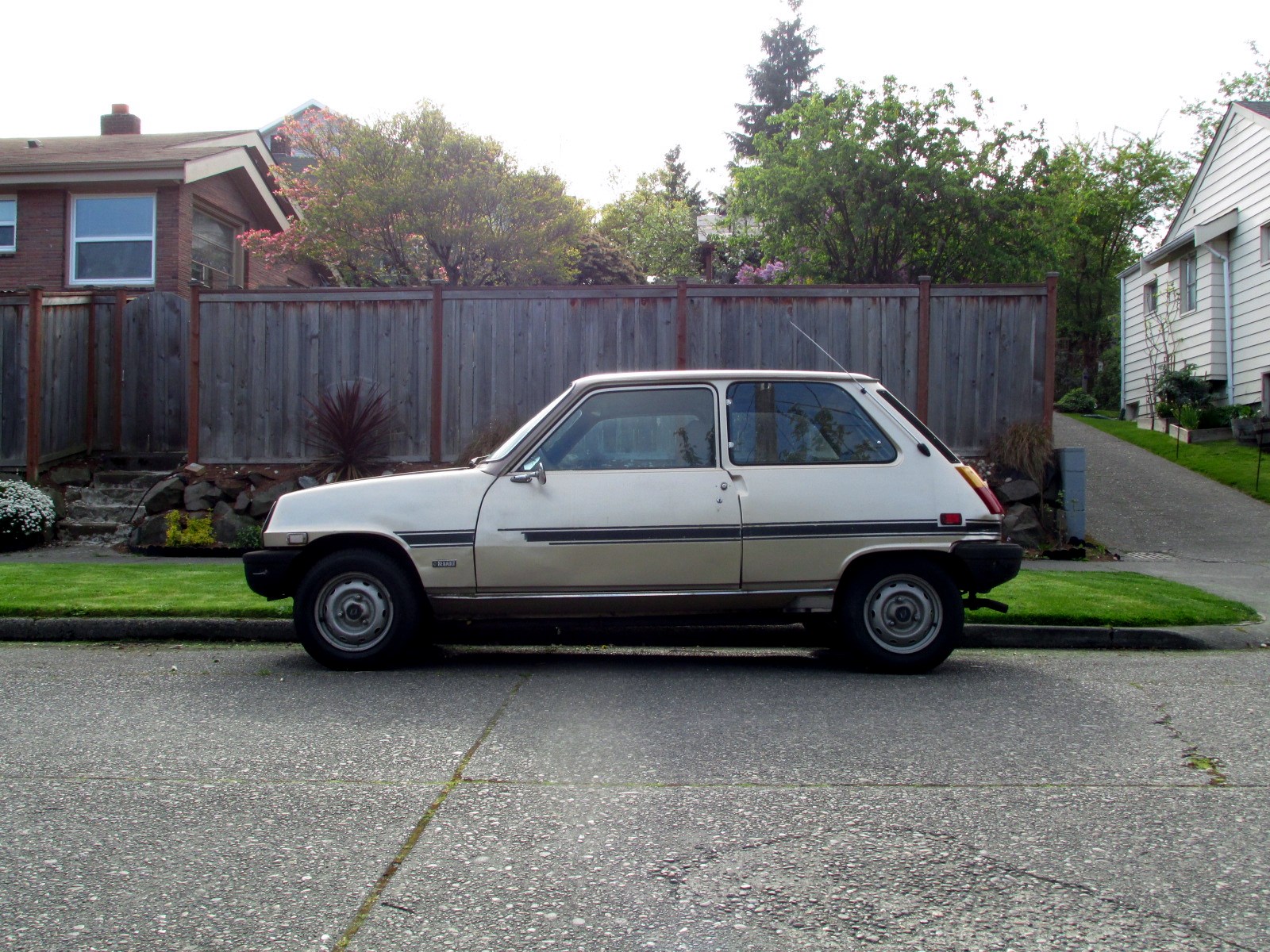 The Renault “LeCar” (The Car) 