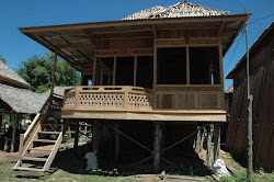 rumah kayu