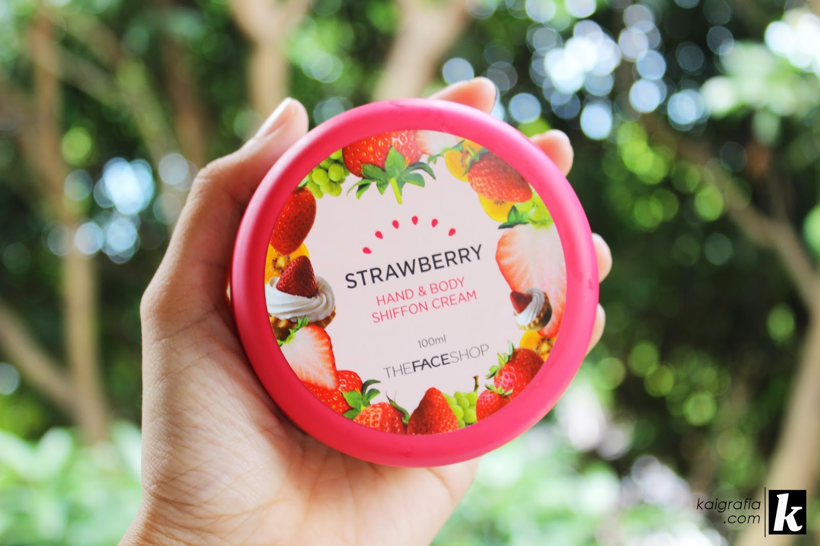 The Face Shop Hand and Body Chiffon Cream Strawberry  review