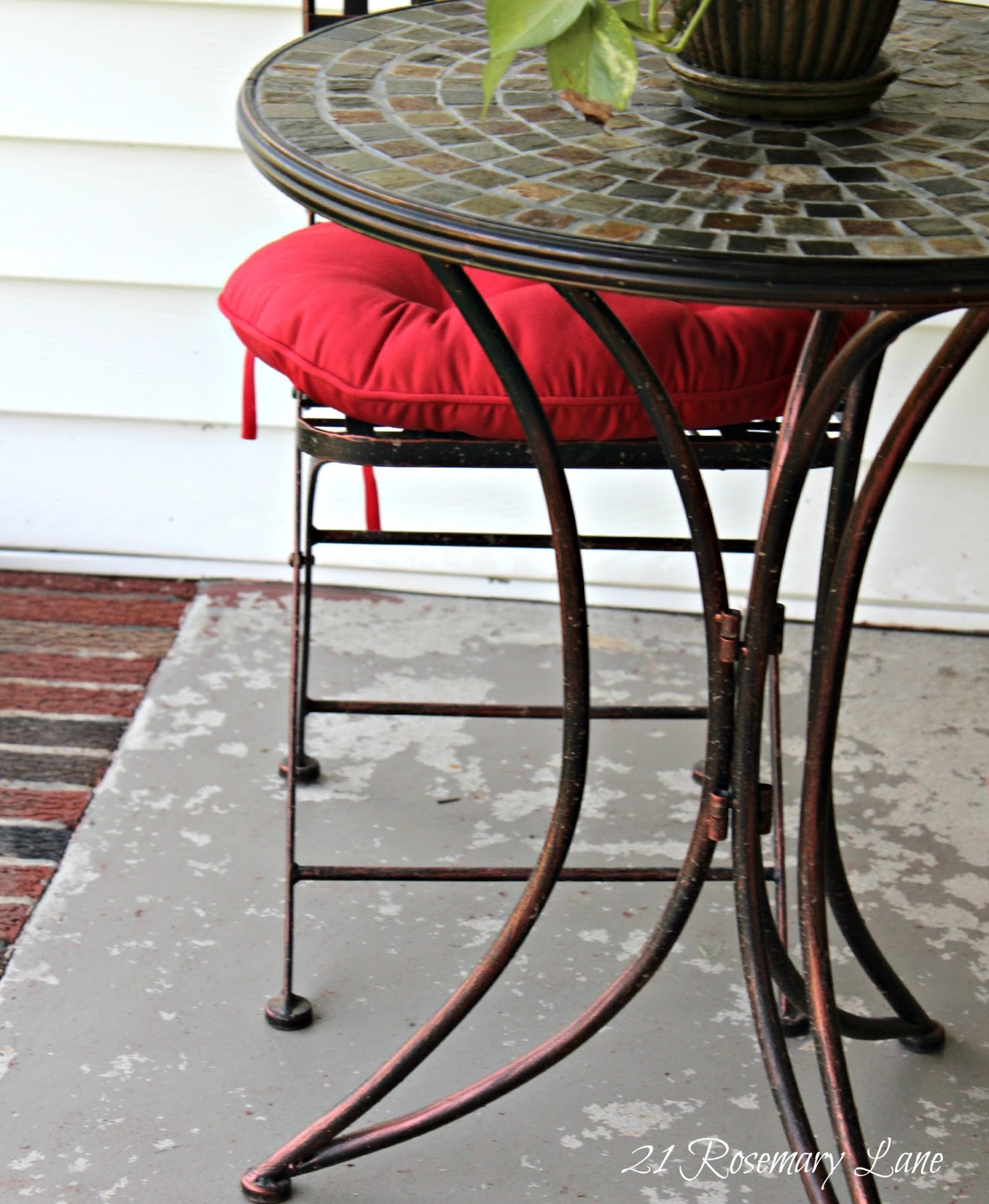 21 Rosemary Lane New Bistro Set and Front Porch Project!