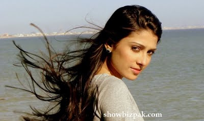 Aiza Khan Pakistani TV Actress HQ Pictures, Aiza Khan,TV Actresses,