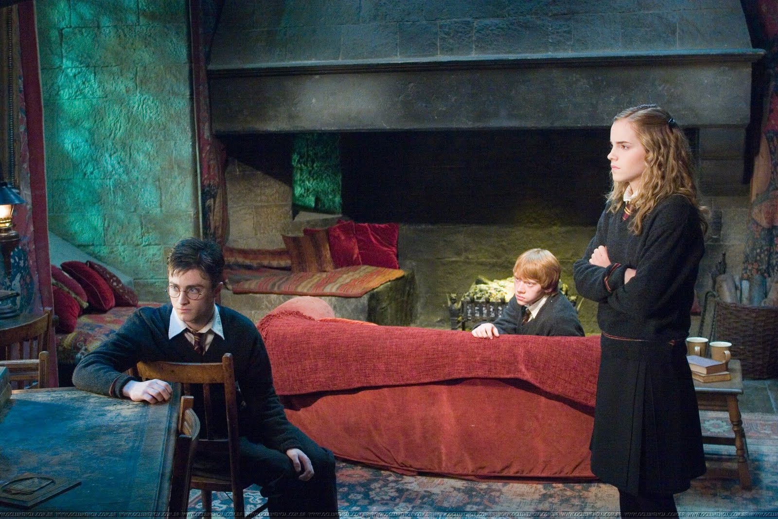 Emma Watson Updates New/Old Pictures of Emma Watson as Hermione