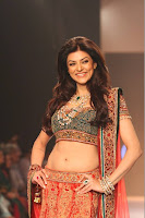 Sushmita Sen walks the ramp at IIJW 2013 for Charu Jewels 