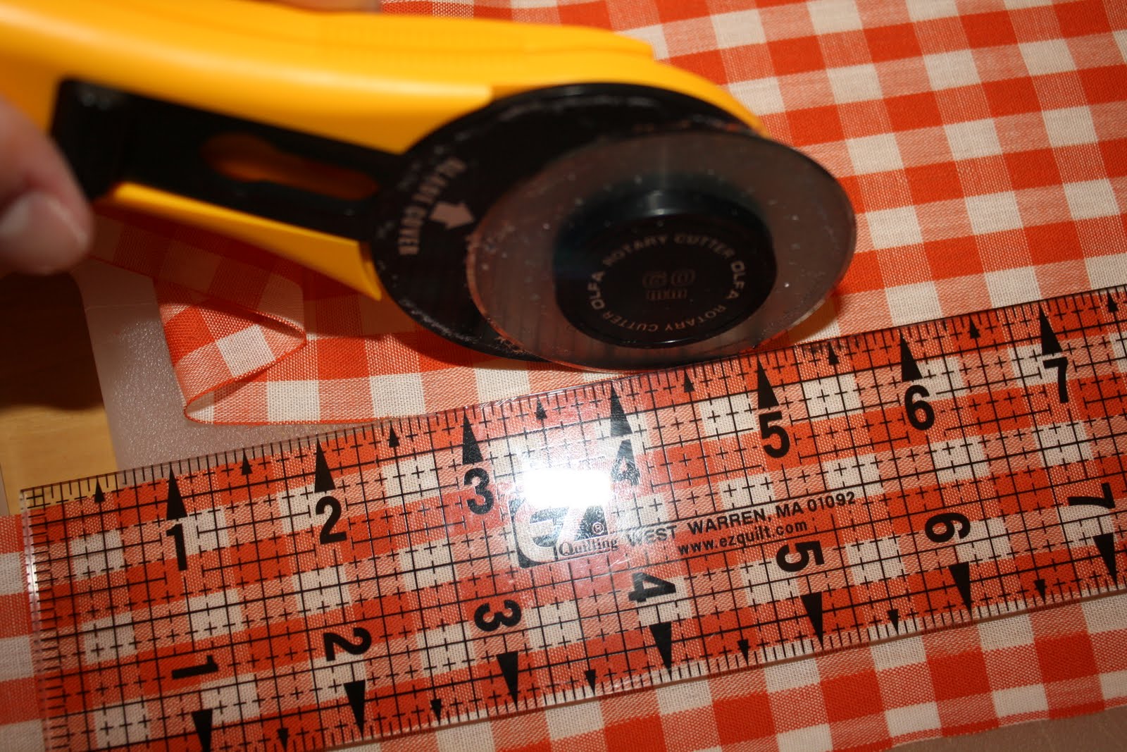 HukilauThreads Fabric Ruler!!!!