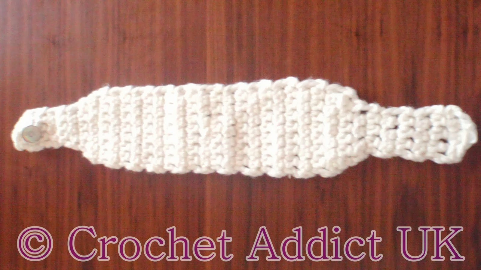 Free Crochet Chunky Headband Pattern ~ Crochet Addict UK