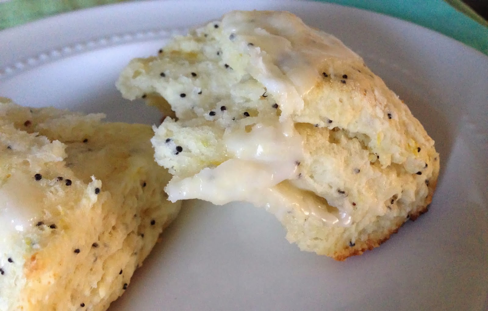 Lemon Poppyseed Scones