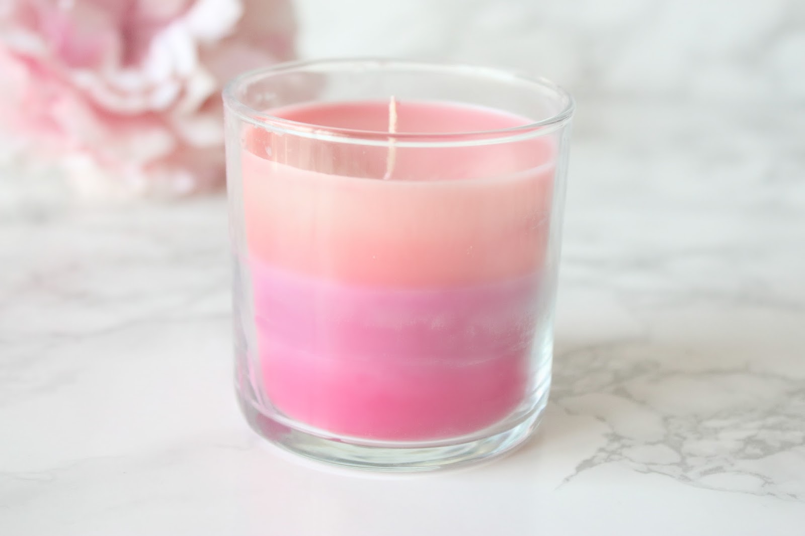 Elle Sees Beauty Blogger in Atlanta DIY Ombre Crayon Candles