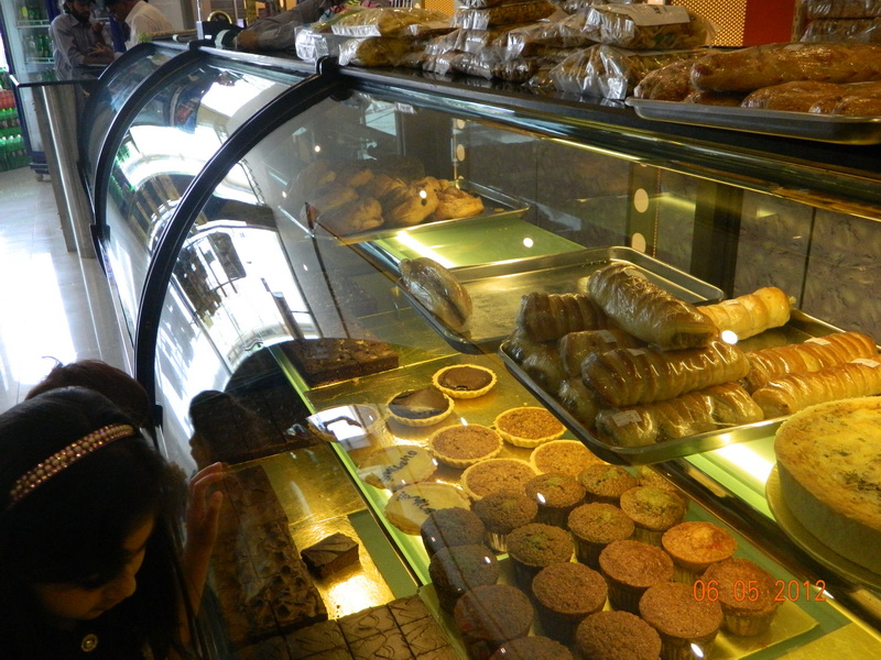 Gujrat Pakistan Milano Bakers & Sweets