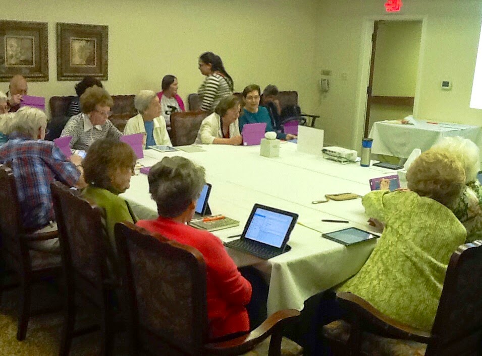 Ywca Pasadena Foothill Valley Ywca Ipad Class At Villa Gardens