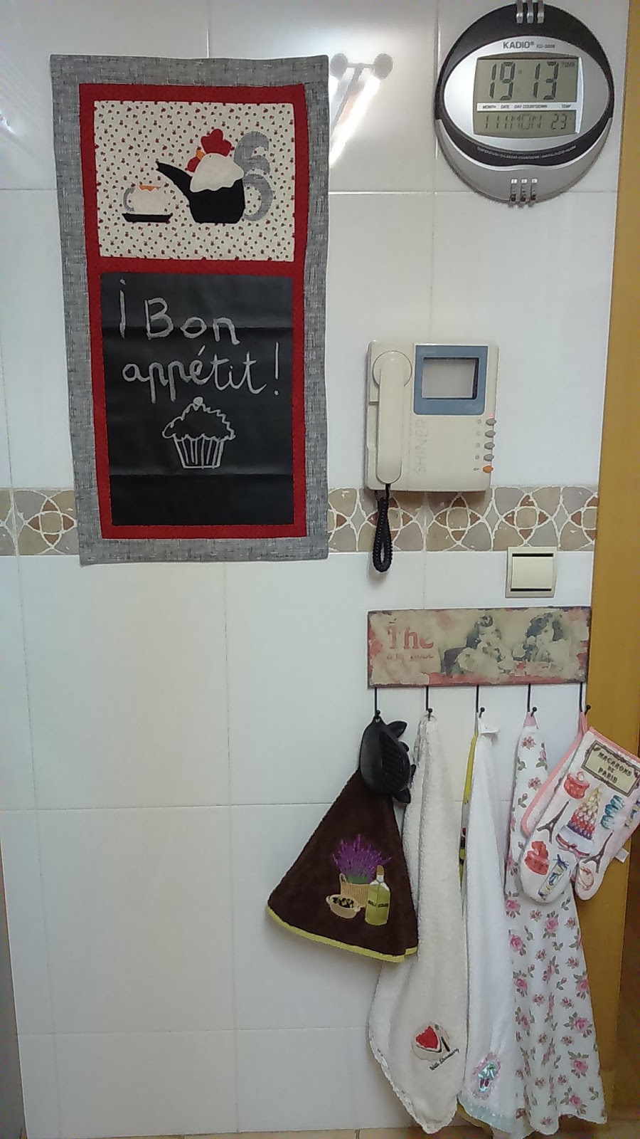 The Gil House: Pizarra para la cocina.