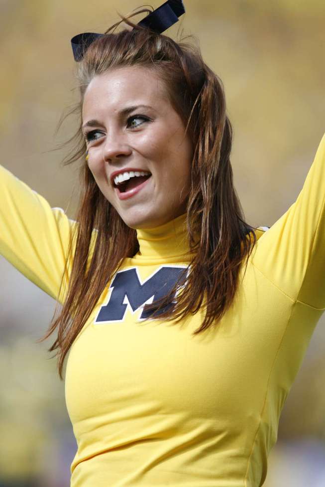 College Football Blog 25 Things We Love About Michigan Football Saturdays