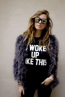 DeaTwilightZone - look dramático fashion DeaTwilightZone - look dramático bem feito