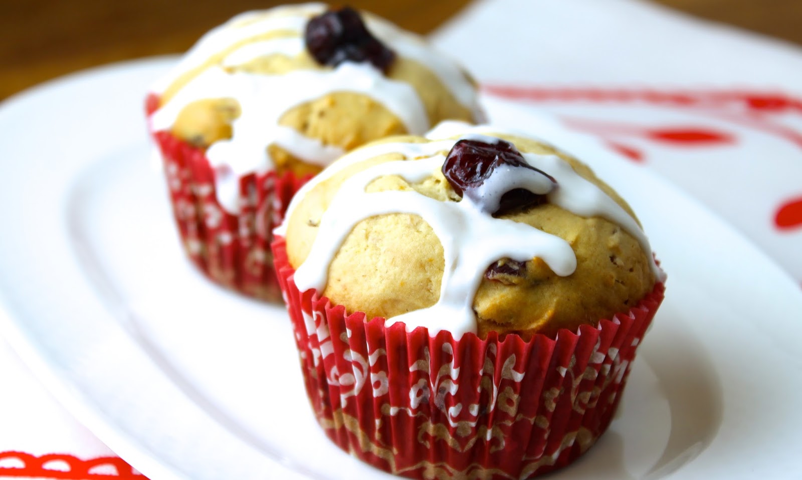 Savoir Faire Muffins de banana con arándanos secos y pecanas
