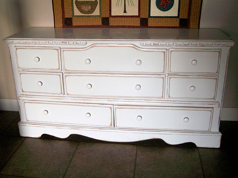 Doubletake Decor White Distressed Dresser