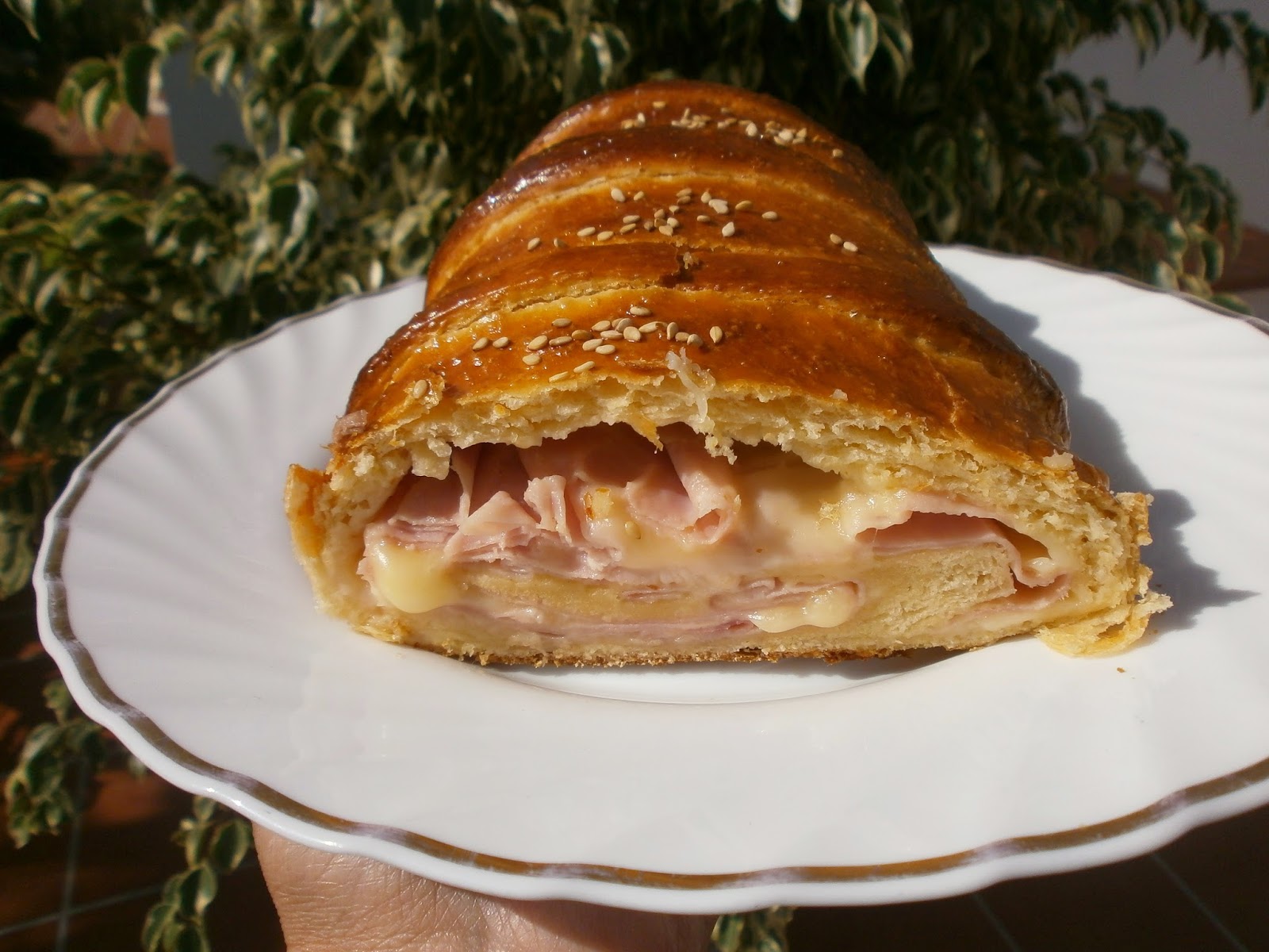 Luzmary y sus recetas caseras PAN RELLENO DE JAMÓN Y QUESO