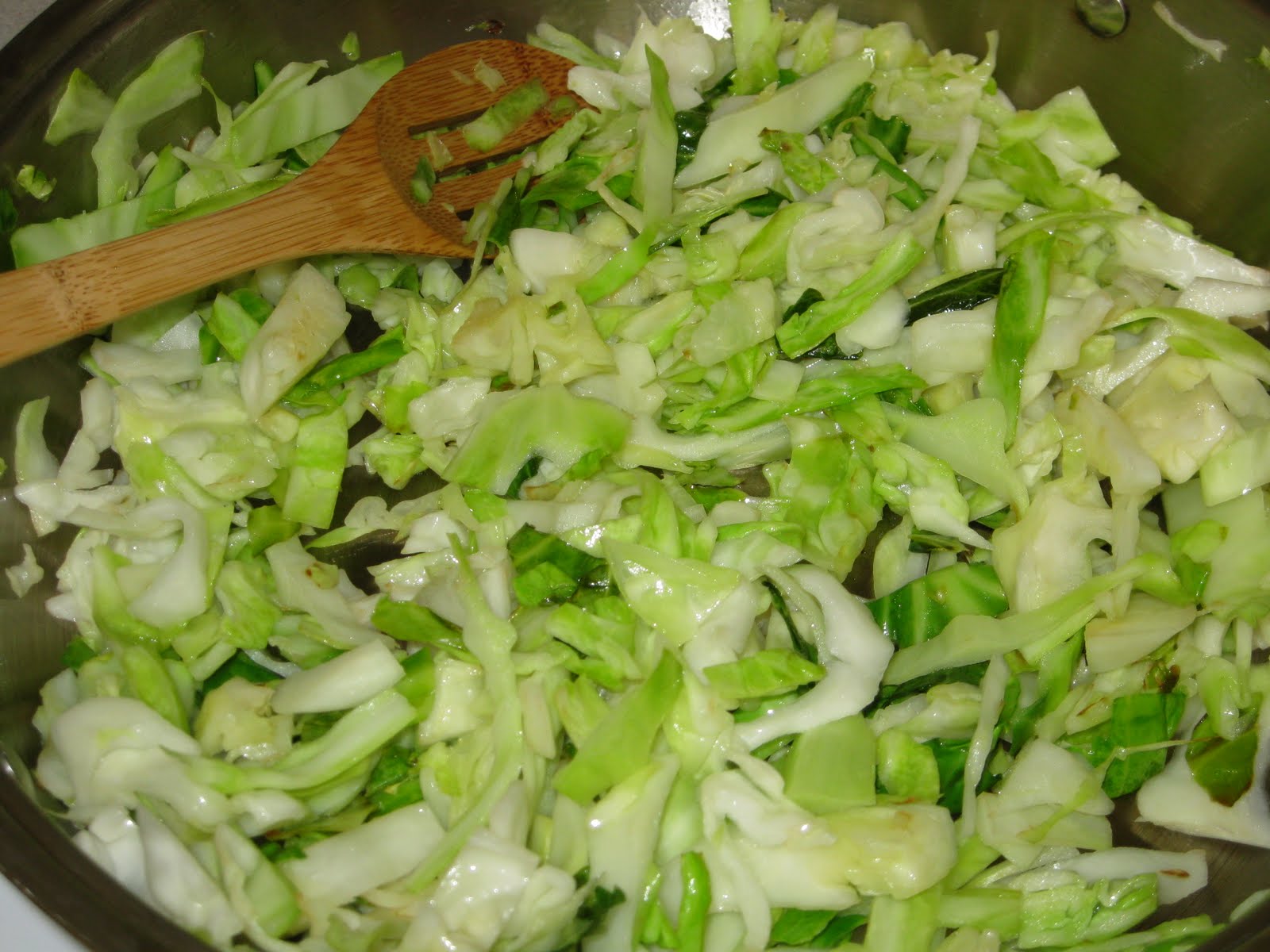 Banana Pudding On the Table Pasta with Cabbage and Peanut Sauce