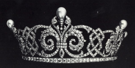 تيجان ملكية  امبراطورية فاخرة Diamond+pearl+fleur+de+lis+celtic+tiara