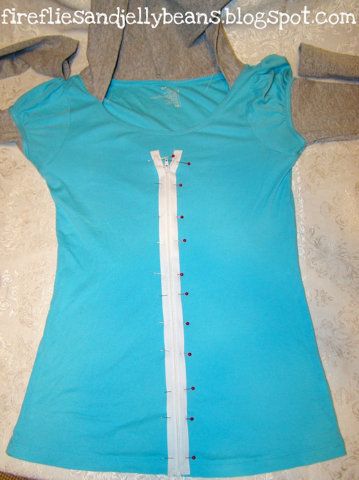 How to sew an exposed zipper to refashion a shirt bigger