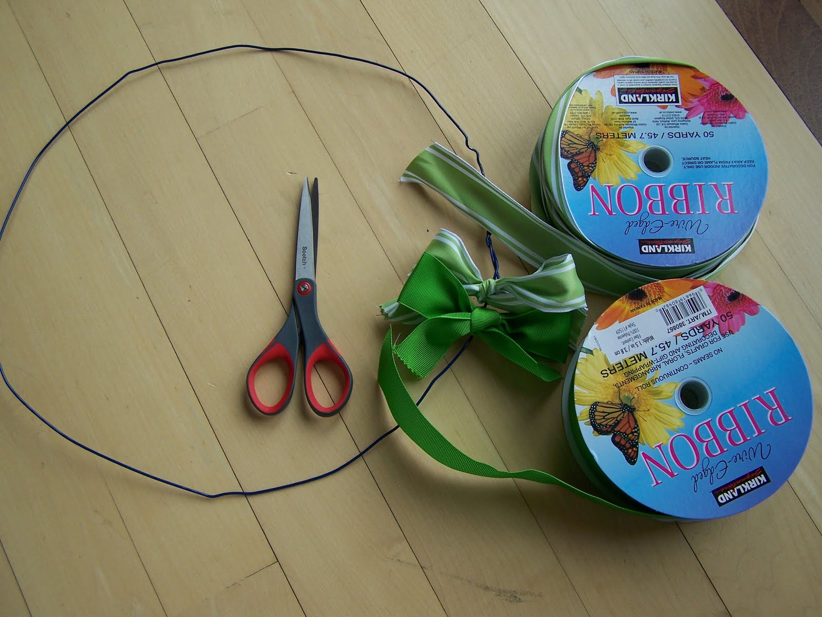 BabsMadeIt Ribbon Wreath Tutorial