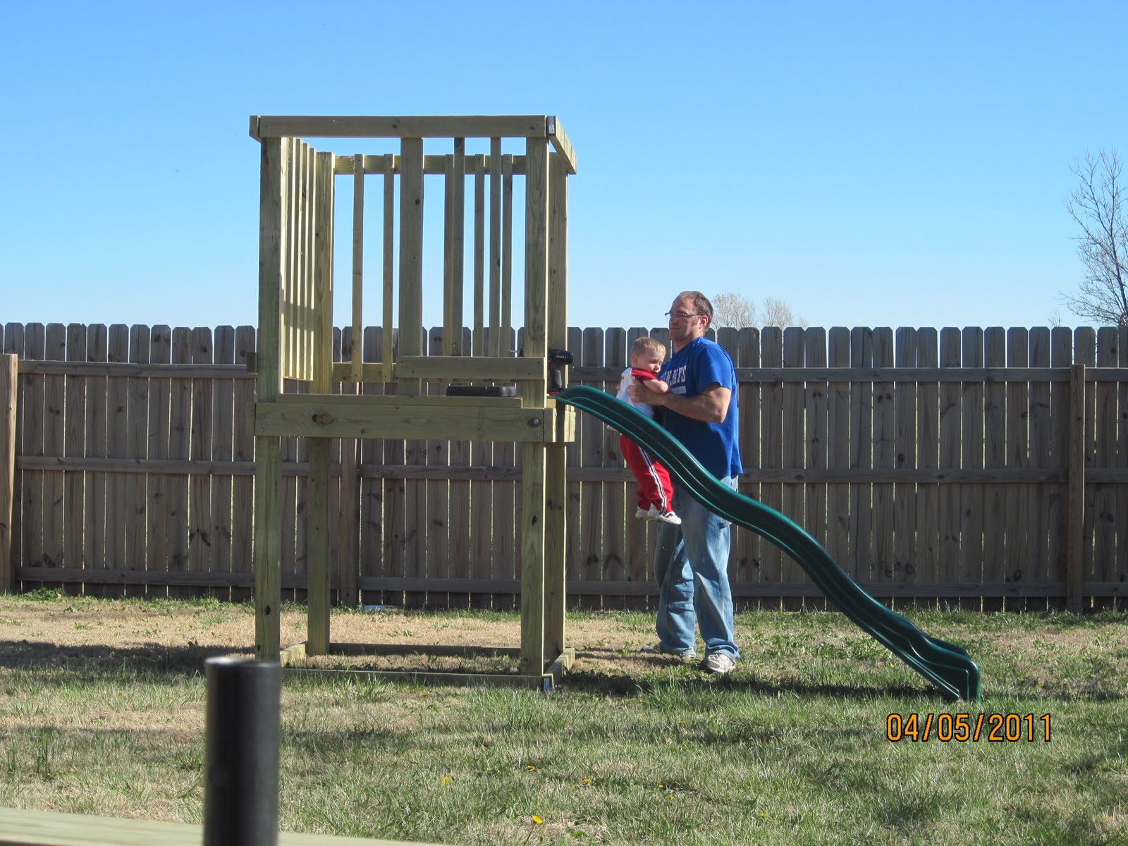 Duerksen Family News: Backyard Fort Part II