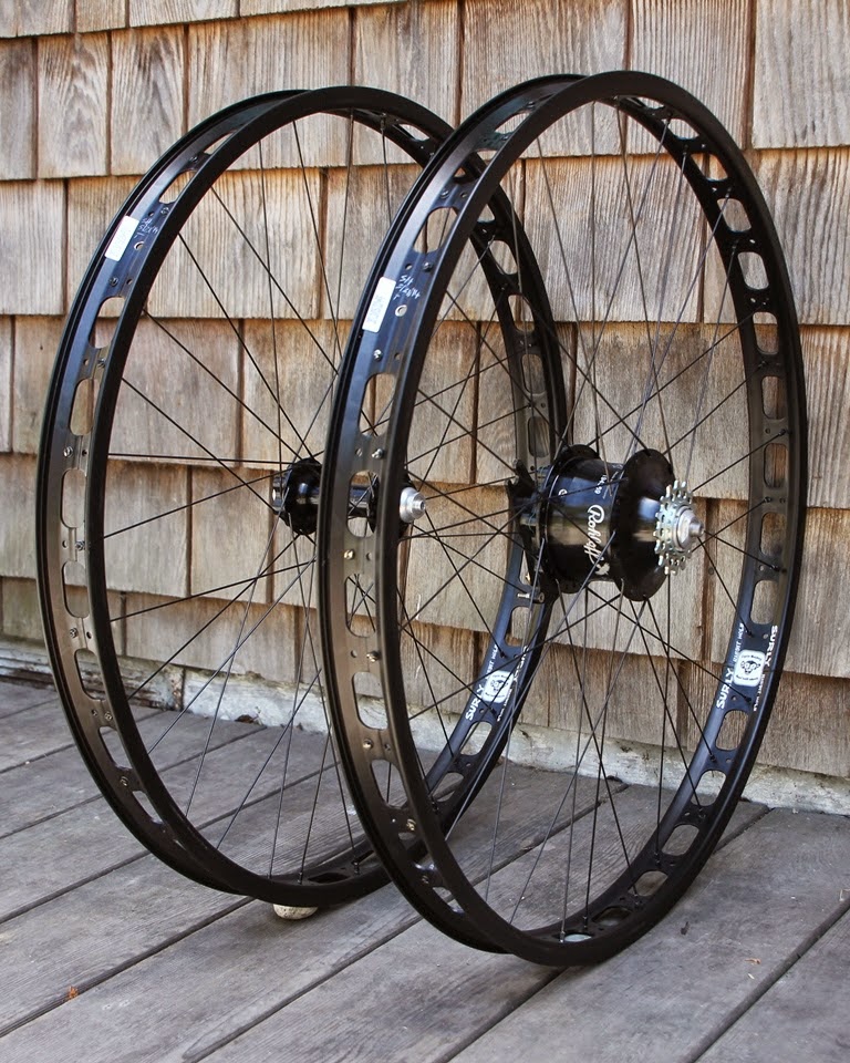 surly rabbit hole 26 wheelset