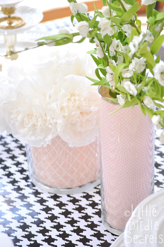 custom vases for wedding shower or holiday centerpieces over at Make and custom vases for wedding shower or holiday centerpieces over at Make and