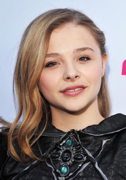 Chloe Moretz Kissing