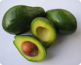 Avocado - excelent start in diversificare pentru bebelusi Avocado - excelent start in diversificare pentru bebelusi