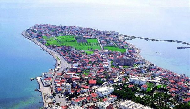 Yollarda Hayat Var Candarli Dikili Izmir