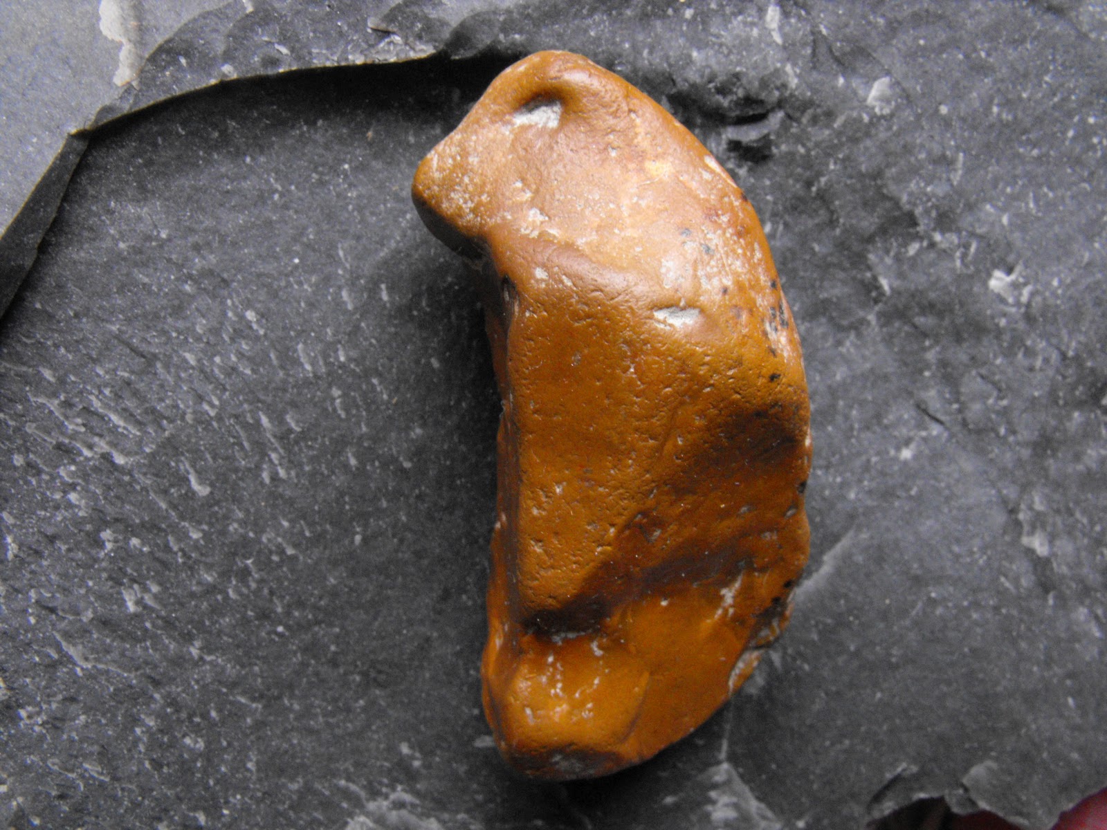 Archaeology of Portable Rock Art Master flintknapper Bob Doyle of