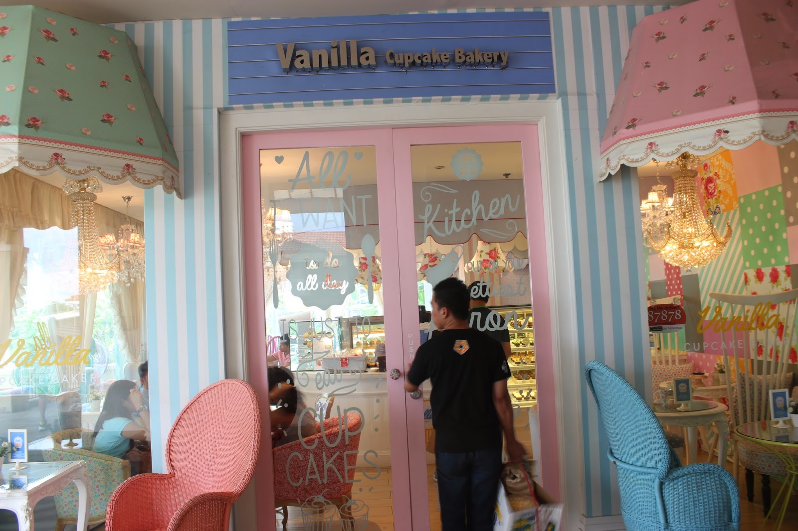 Every Little Thing has Magic Vanilla Cupcake Bakery, ATC, Philippines