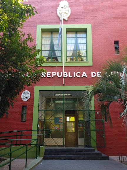 Escuela N° 13 DE 4° "República de Chile"