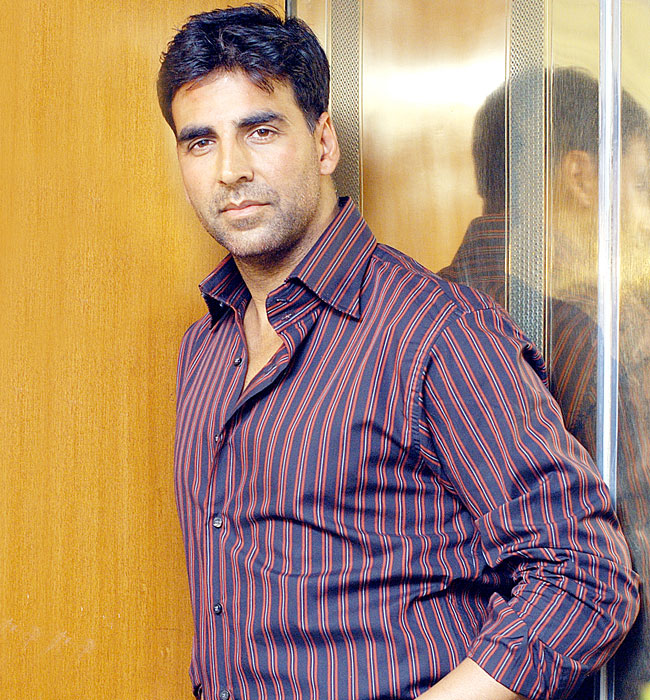 Wholesale Fashion Jewelry: Akshay Kumar is Hot